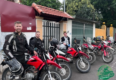 Vietnam Motorbike Tour: Northern to Middle 12-Day Journey from Ha Noi to Da Nang